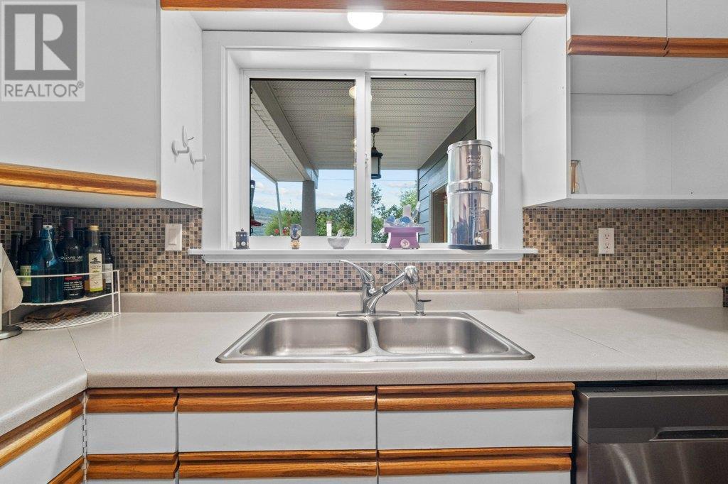 Photo 19 of 7031 50 Avenue Sw, Salmon Arm BC
