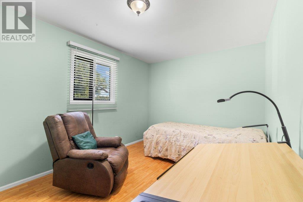 Photo 14 of 7031 50 Avenue Sw, Salmon Arm BC