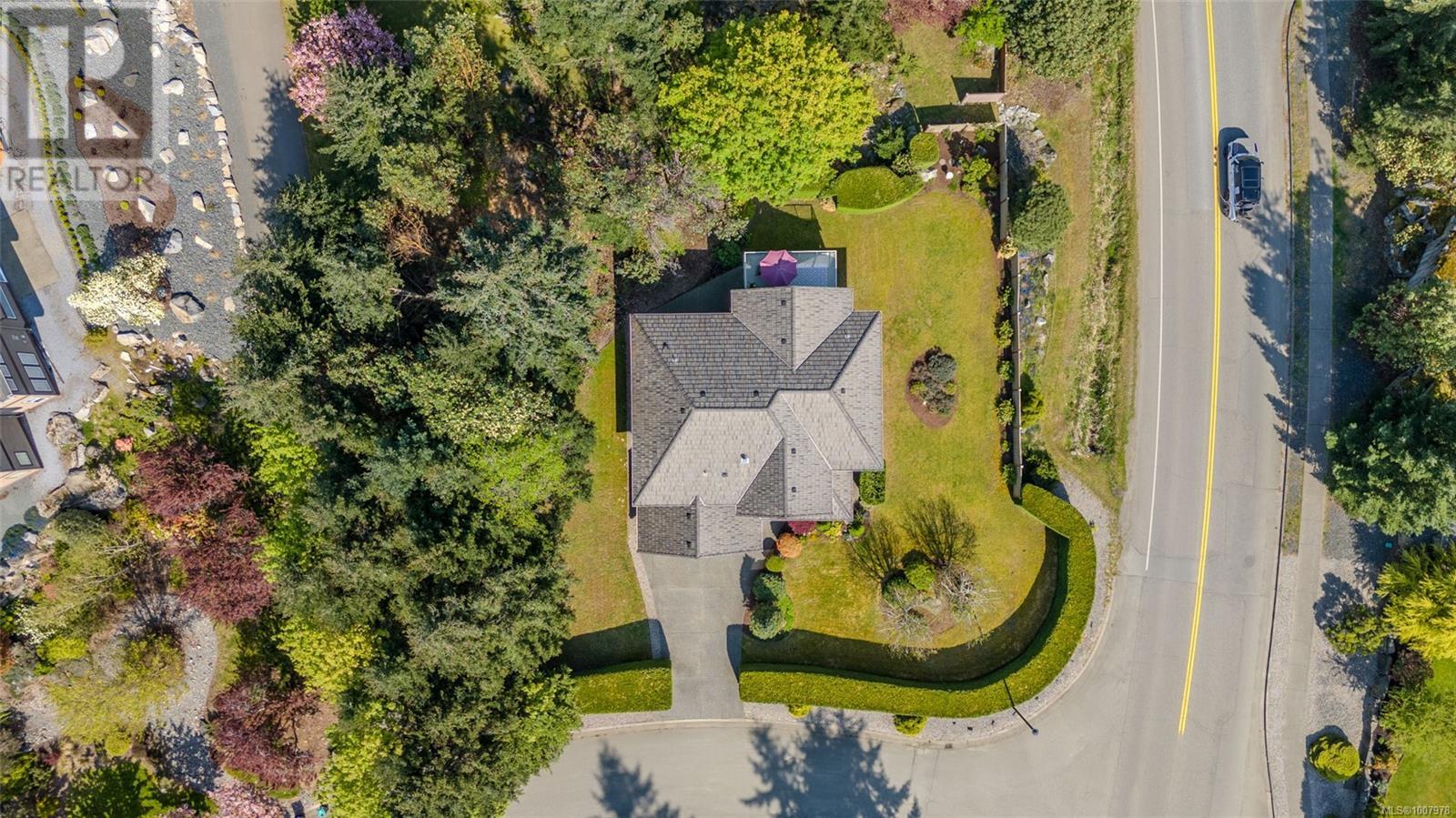 Photo 32 of 2390 Glenellen Pl, Nanoose Bay BC