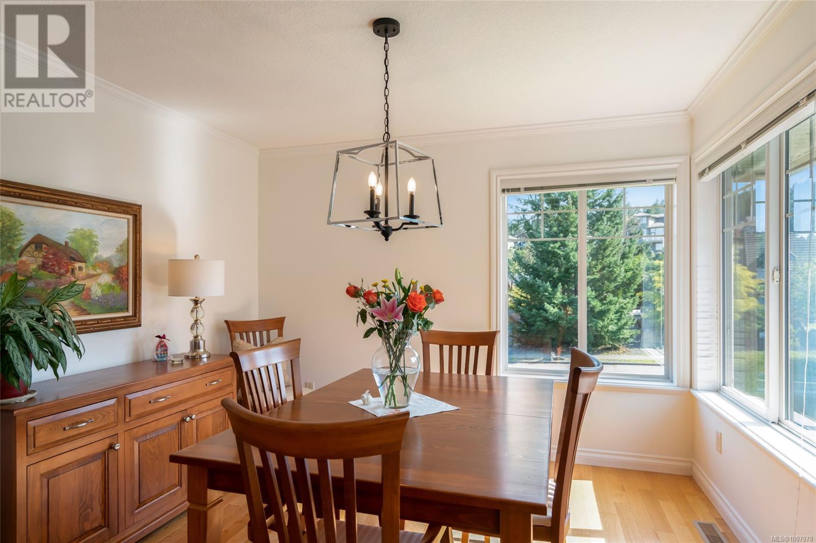 Photo 10 of 2390 Glenellen Pl, Nanoose Bay BC