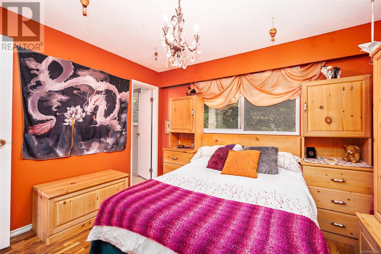 Photo 33 of 540 Macmillan Dr, Sayward BC