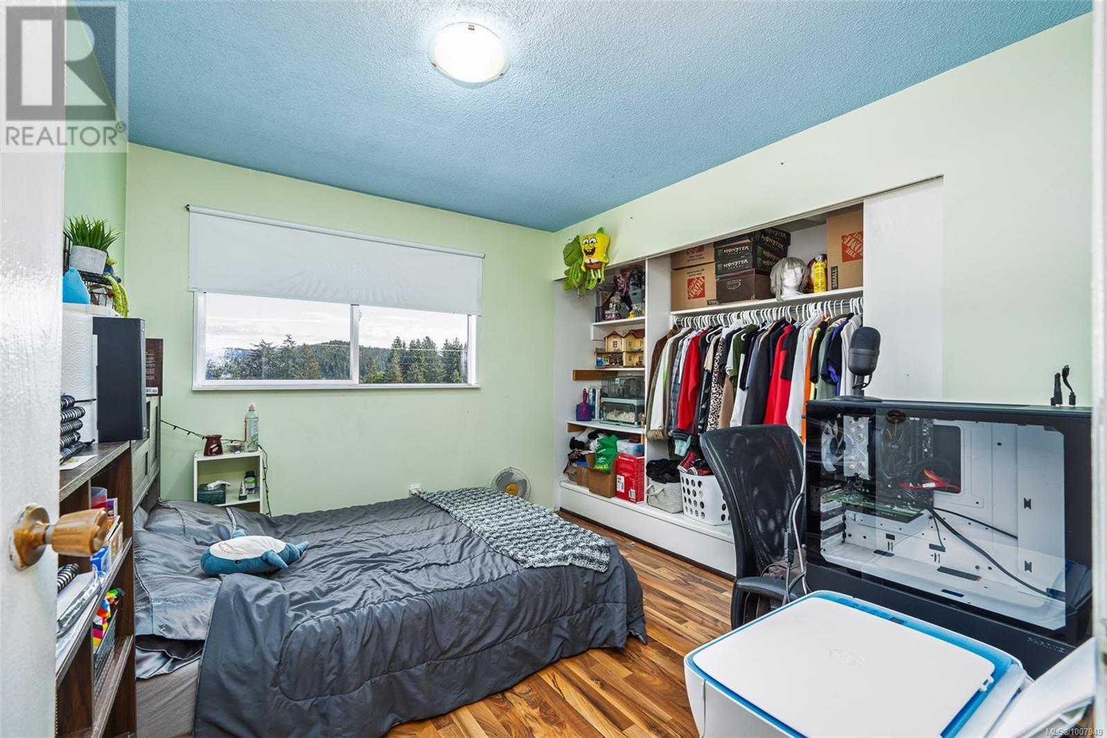 Photo 26 of 540 Macmillan Dr, Sayward BC