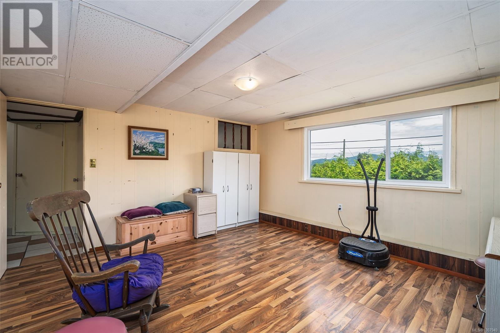 Photo 37 of 540 Macmillan Dr, Sayward BC
