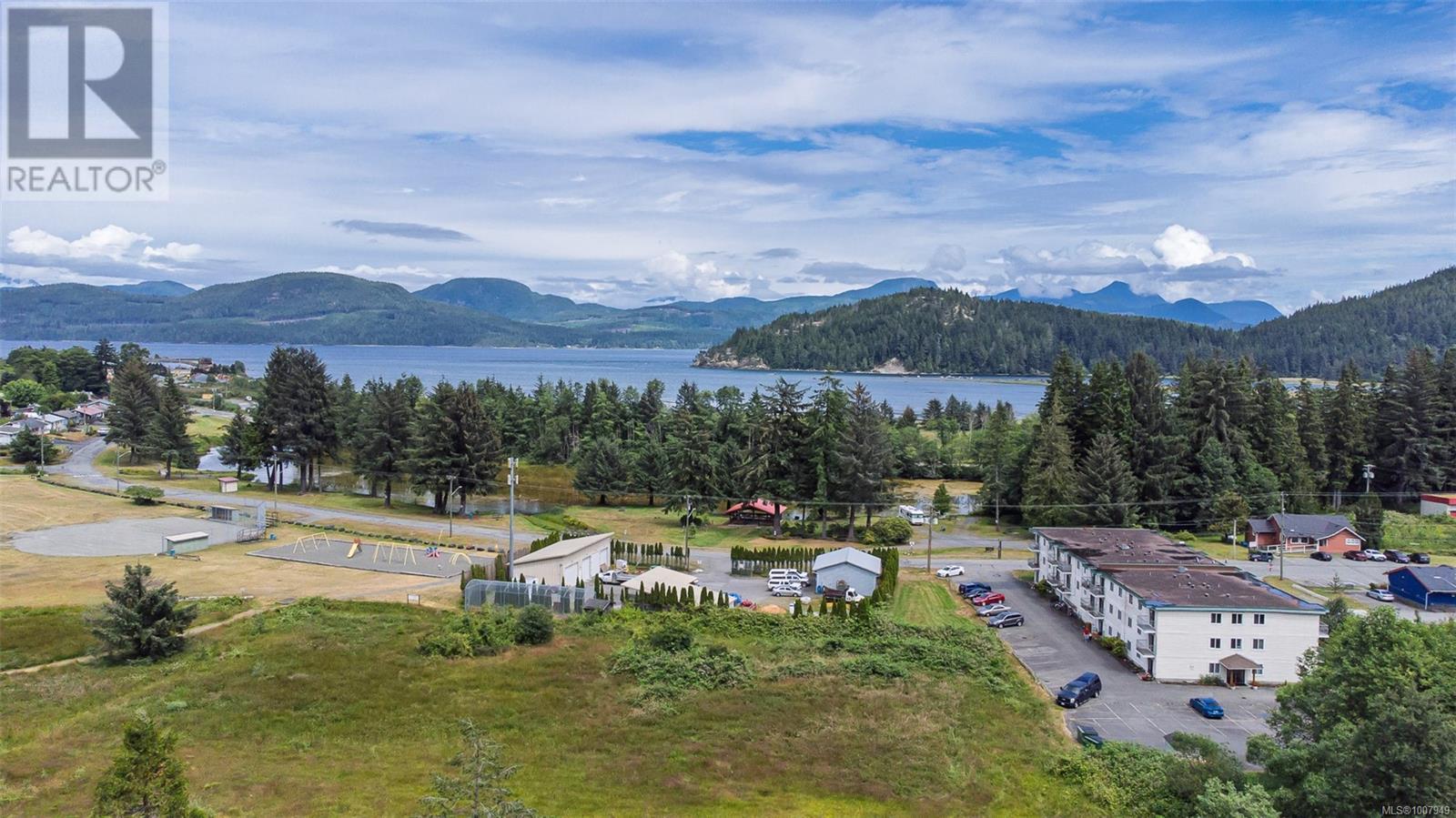 Photo 40 of 540 Macmillan Dr, Sayward BC