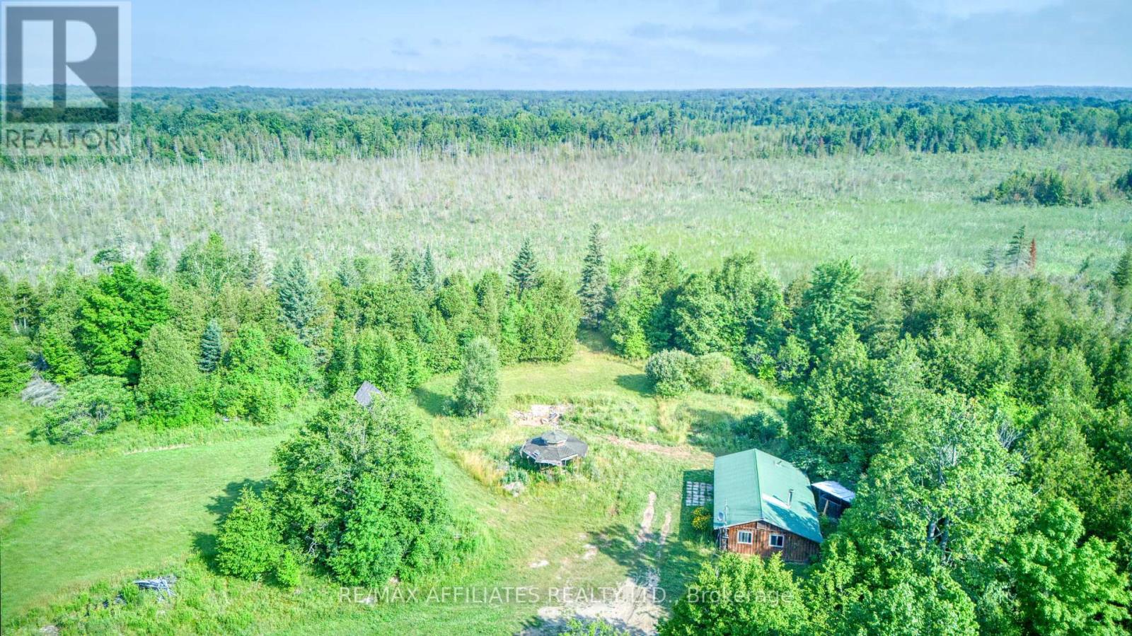 Photo 11 of 2843 Highway 15 Highway, Rideau Lakes ON