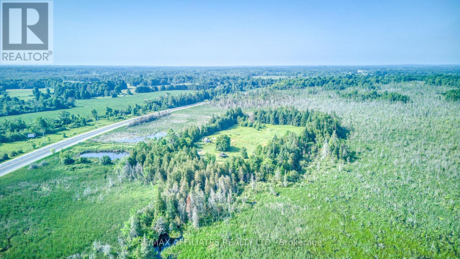 Photo 15 of 2843 Highway 15 Highway, Rideau Lakes ON