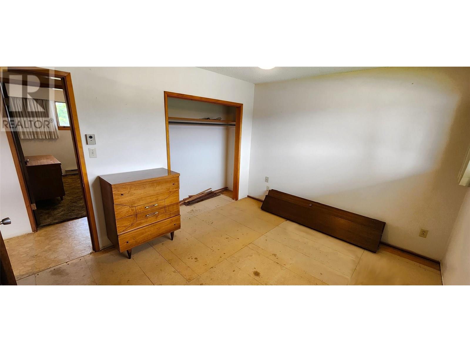  1750 CHAMBERLAIN Road, Kelowna