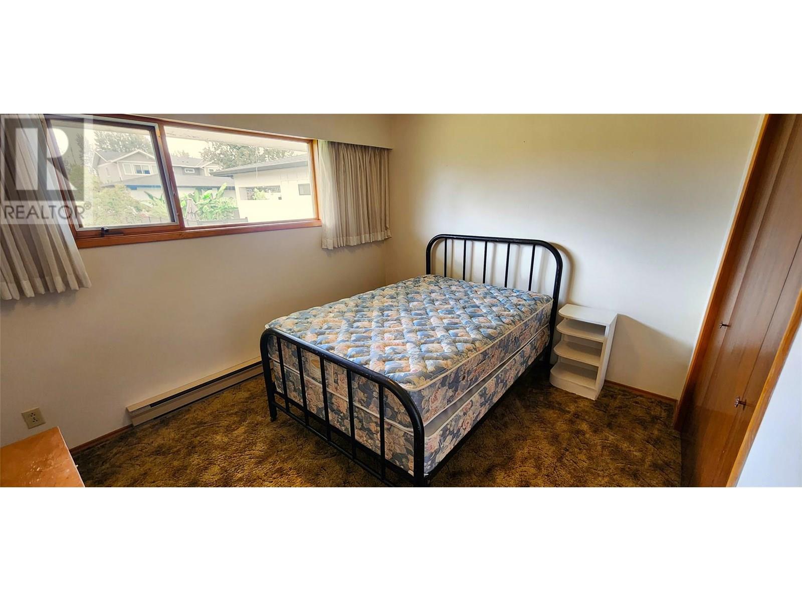  1750 CHAMBERLAIN Road, Kelowna