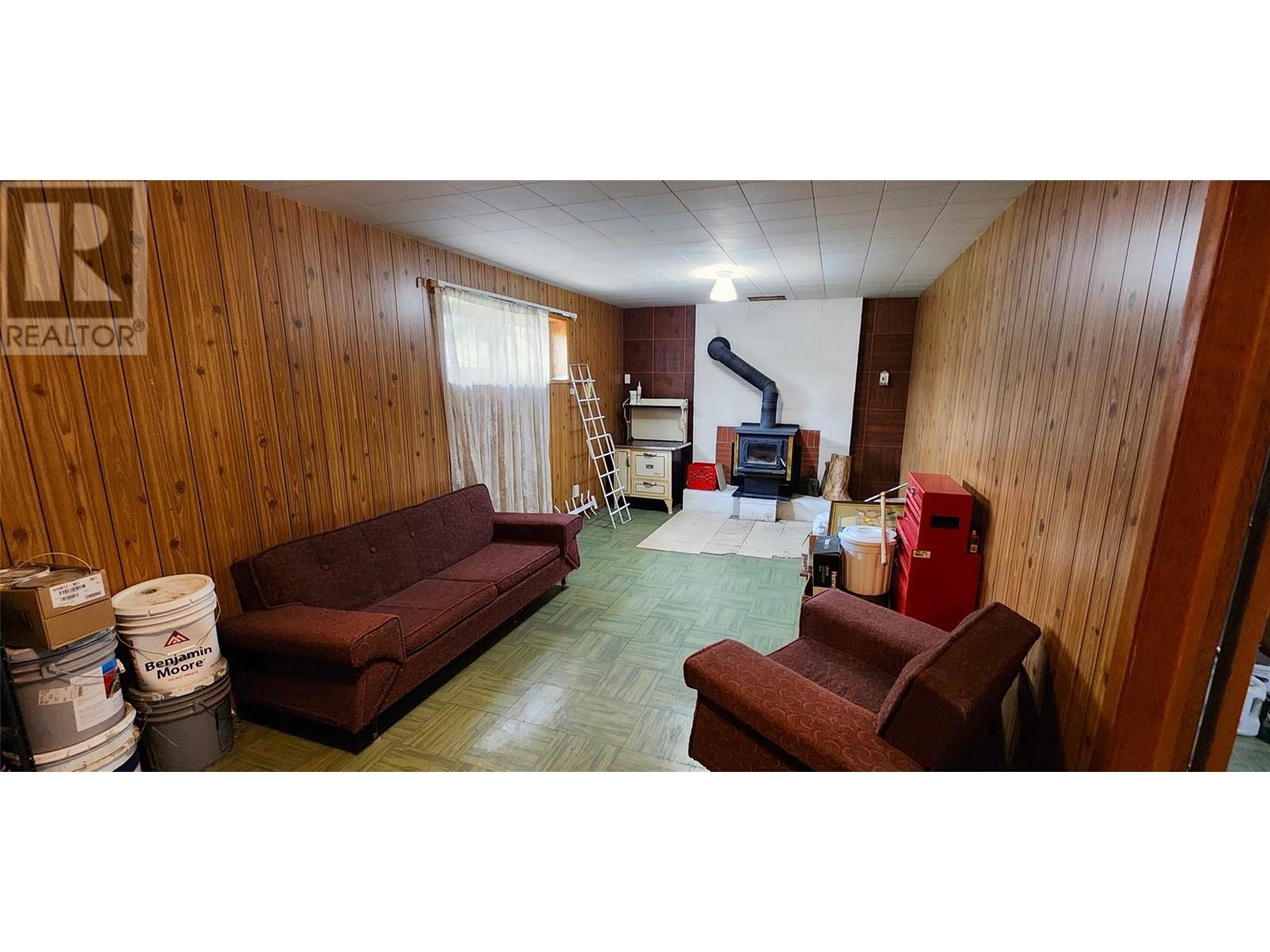  1750 CHAMBERLAIN Road, Kelowna