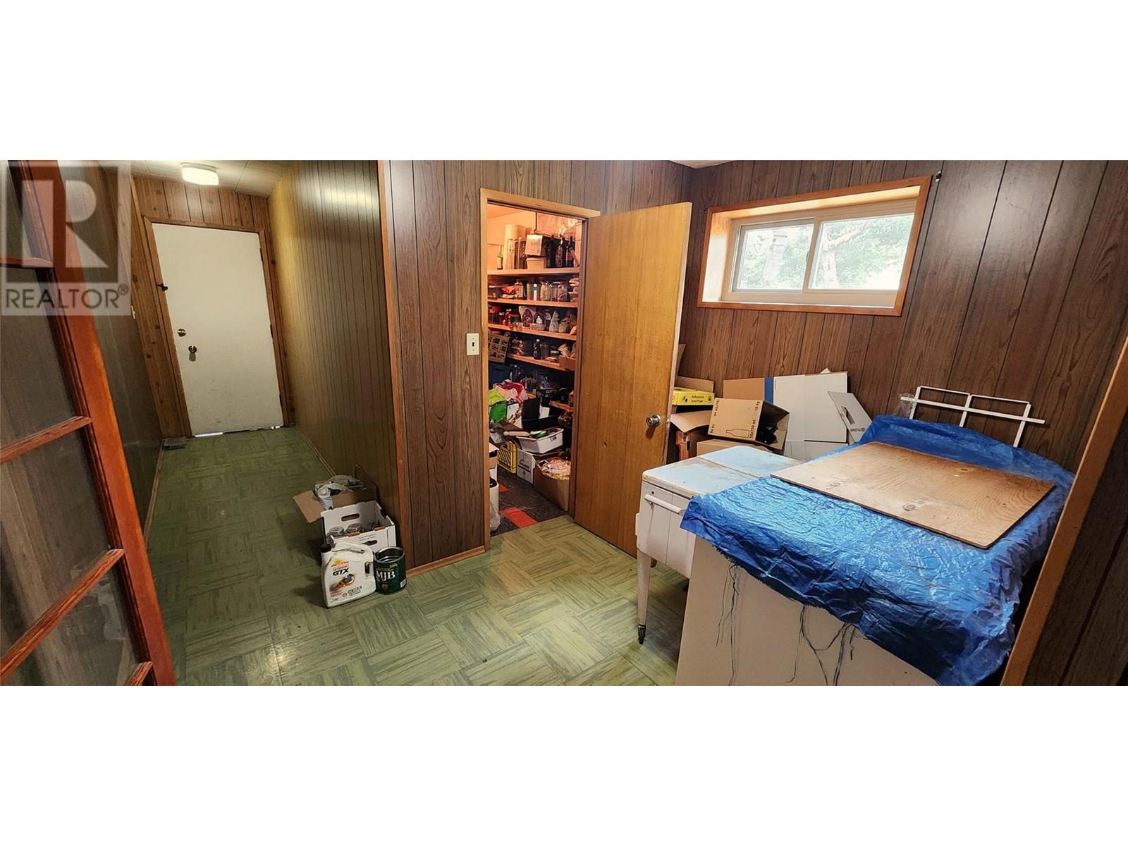  1750 CHAMBERLAIN Road, Kelowna
