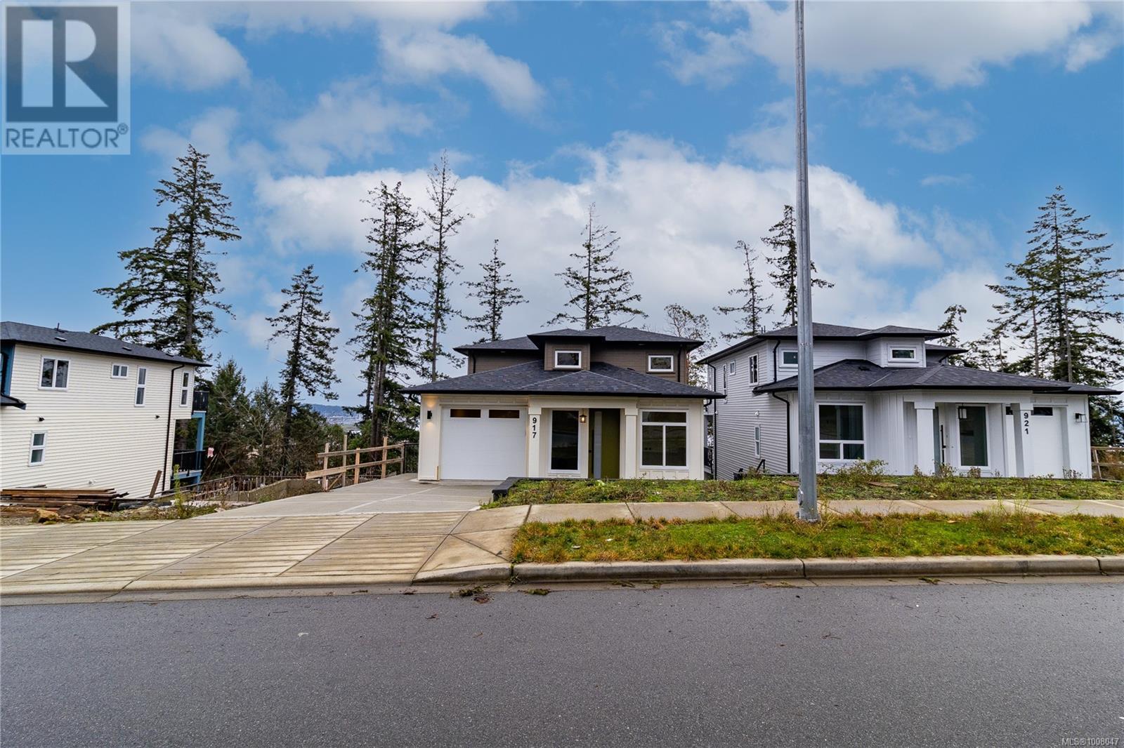 917 HARBOUR VIEW ST - Image 23