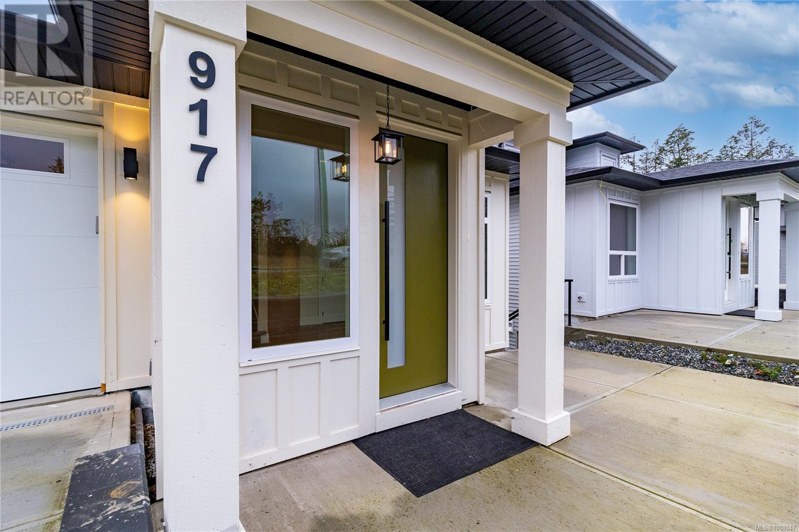 917 HARBOUR VIEW ST - Image 40