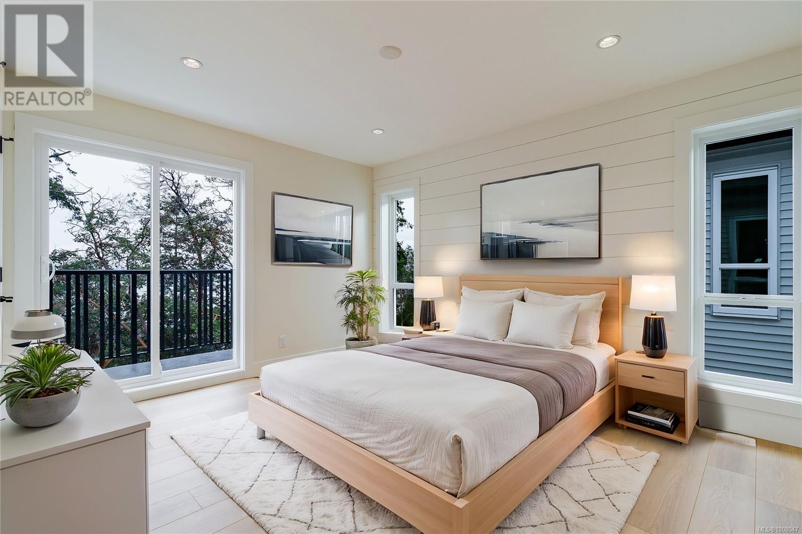 917 HARBOUR VIEW ST - Image 32