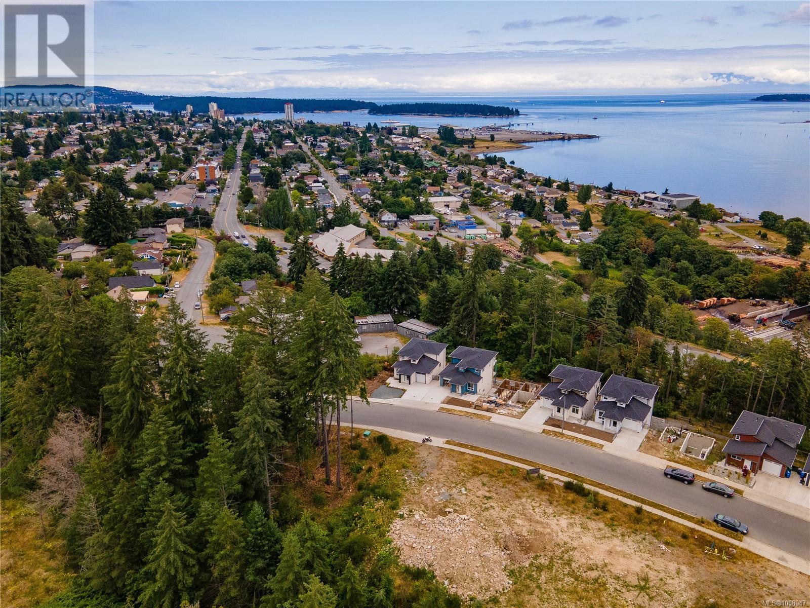 917 HARBOUR VIEW ST - Image 34