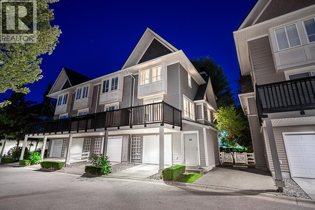 Photo 6 of 14 2418 Avon Place, Port Coquitlam BC