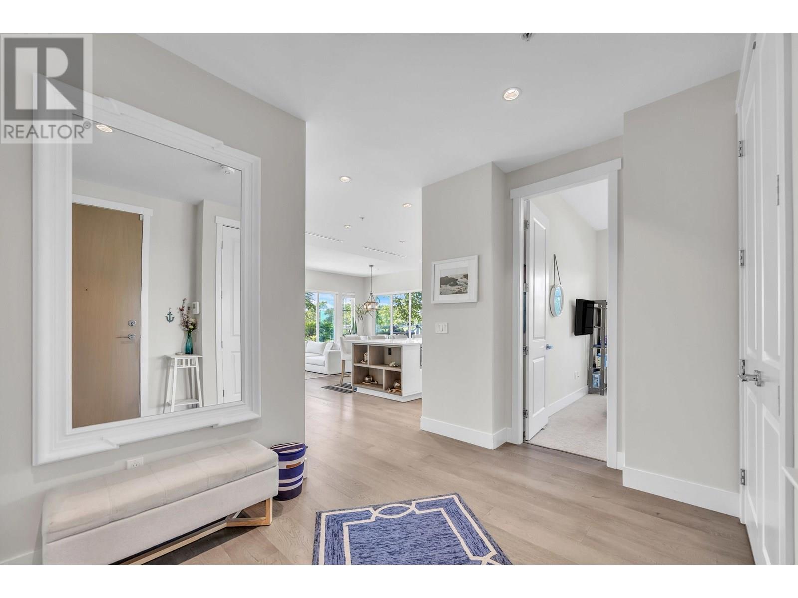 Photo 10 of 107 5535 Admiral Way, Delta BC
