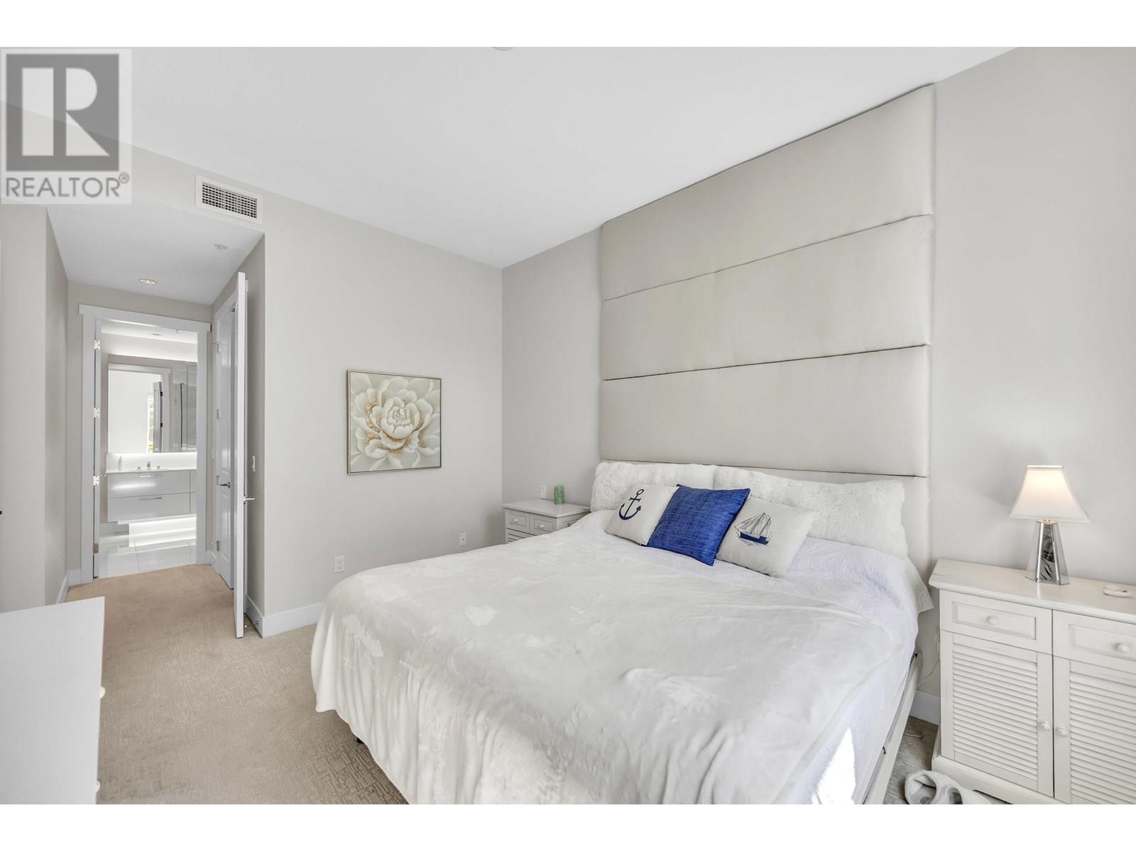 Photo 36 of 107 5535 Admiral Way, Delta BC