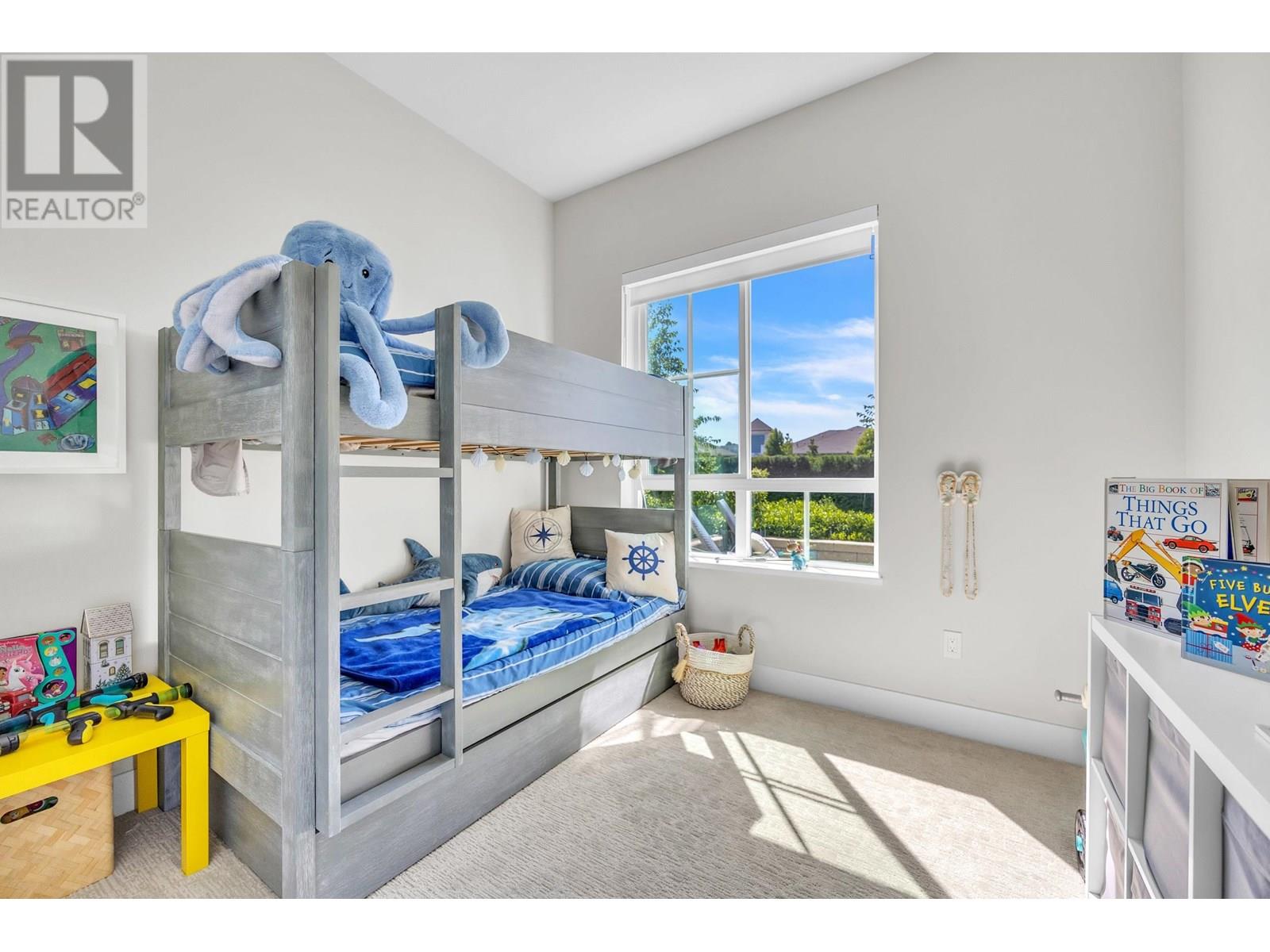 Photo 40 of 107 5535 Admiral Way, Delta BC