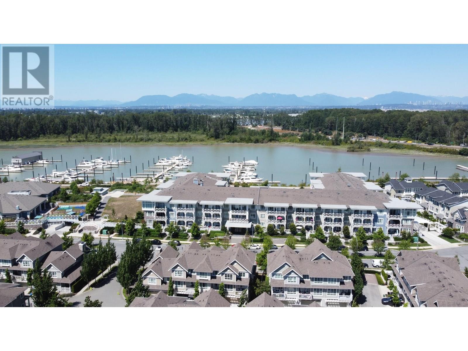 Photo 13 of 107 5535 Admiral Way, Delta BC