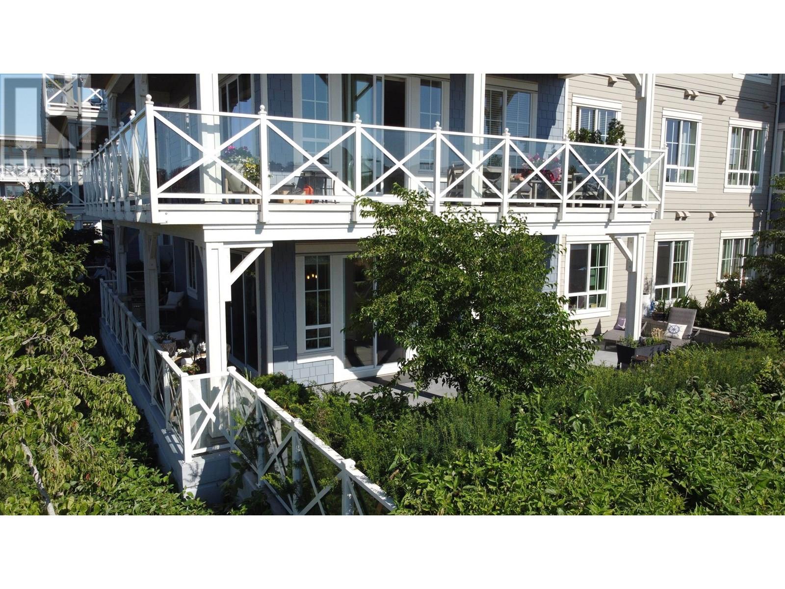 Photo 22 of 107 5535 Admiral Way, Delta BC