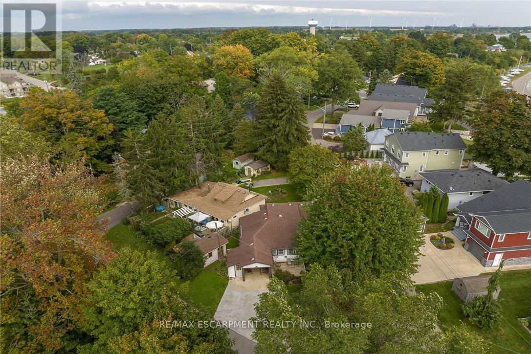 Photo 36 of 16 Broad Avenue, Norfolk ON