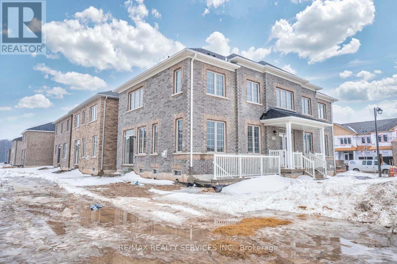 Photo 15 of 525 Red Elm Road, Shelburne ON