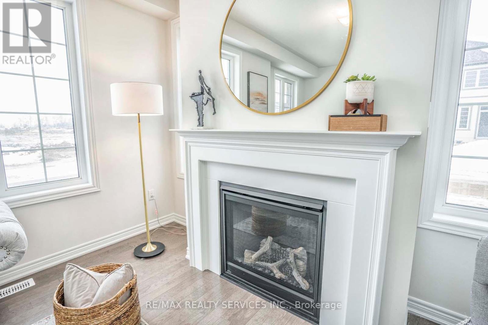Photo 6 of 525 Red Elm Road, Shelburne ON
