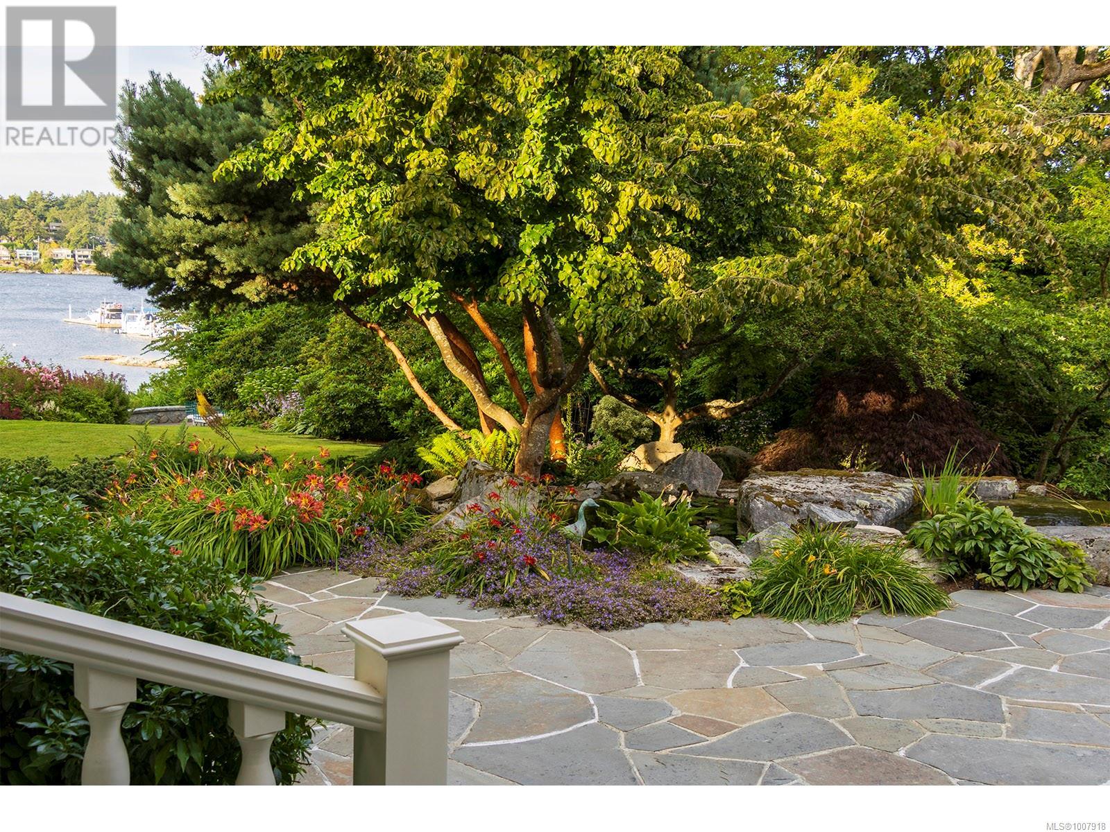  3445 Beach Drive, Oak Bay