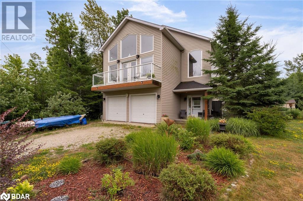 Photo 3 of 19 Constance Boulevard, Wasaga Beach ON