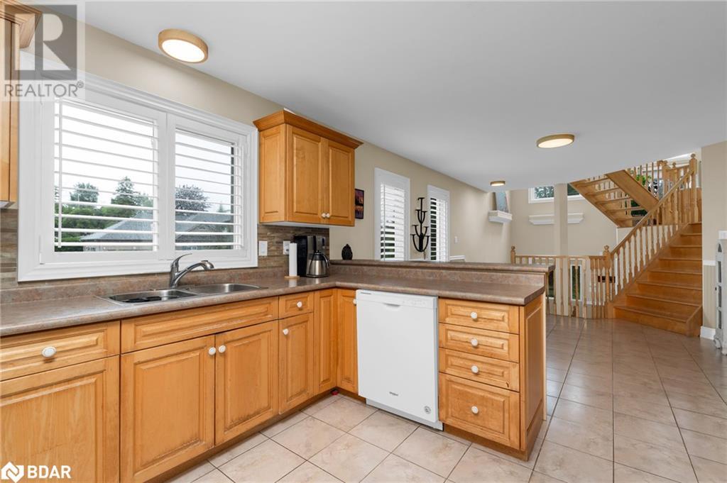 Photo 16 of 19 Constance Boulevard, Wasaga Beach ON