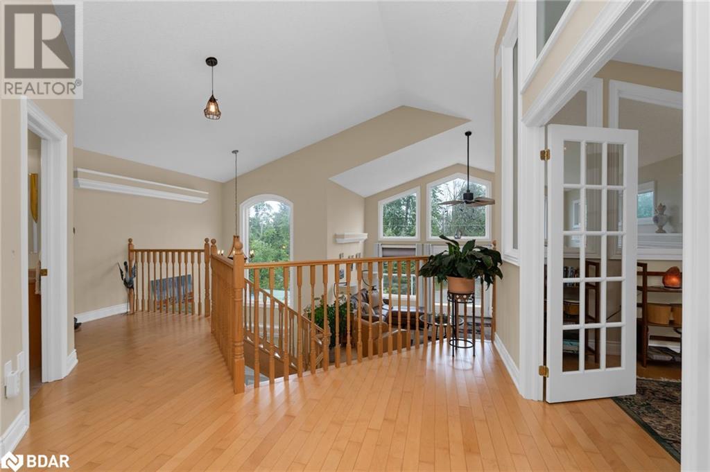 Photo 2 of 19 Constance Boulevard, Wasaga Beach ON
