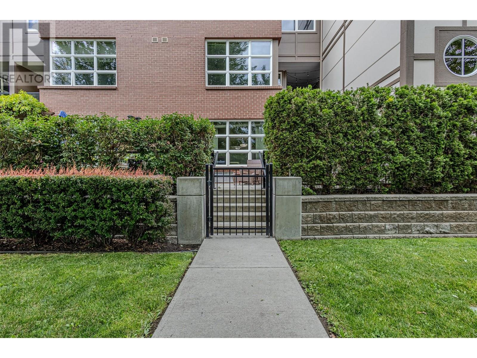 Photo 3 of 700 Martin Avenue Unit 106, Kelowna BC