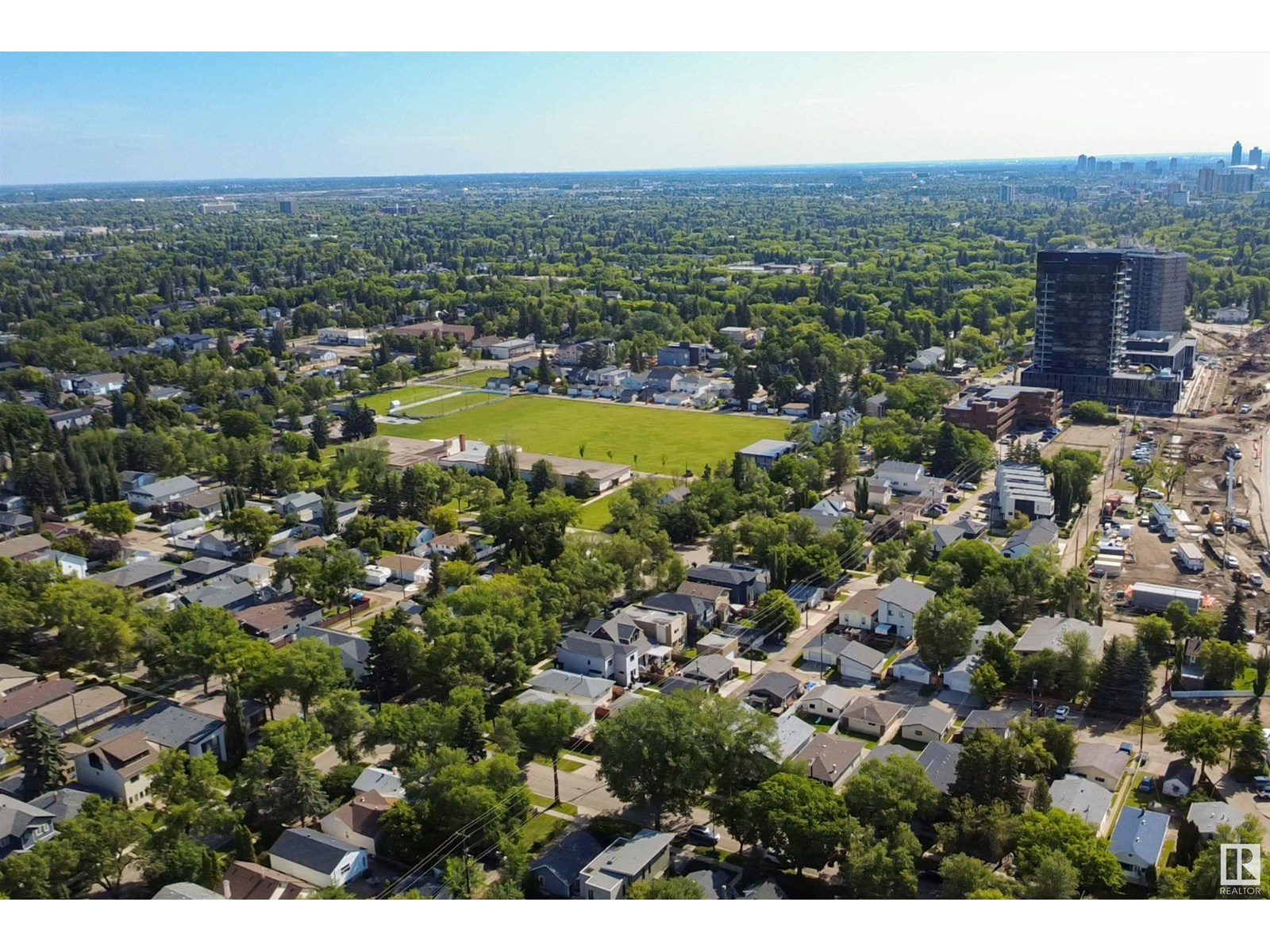 Photo 8 of 10157 145 St Nw Nw, Edmonton AB