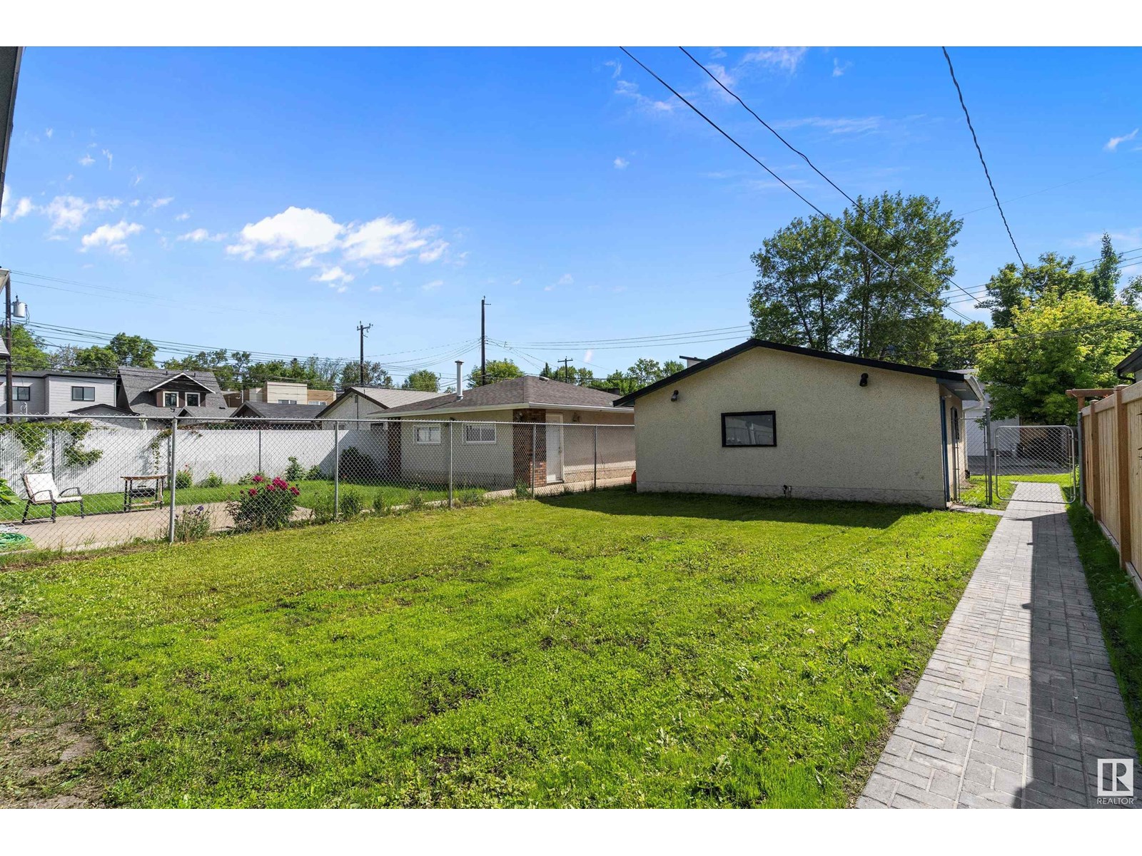 Photo 17 of 10157 145 St Nw Nw, Edmonton AB
