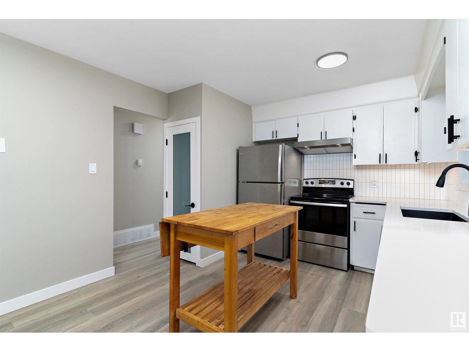 Photo 37 of 10157 145 St Nw Nw, Edmonton AB