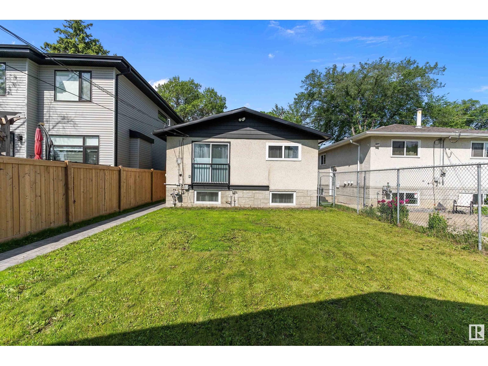 Photo 6 of 10157 145 St Nw Nw, Edmonton AB