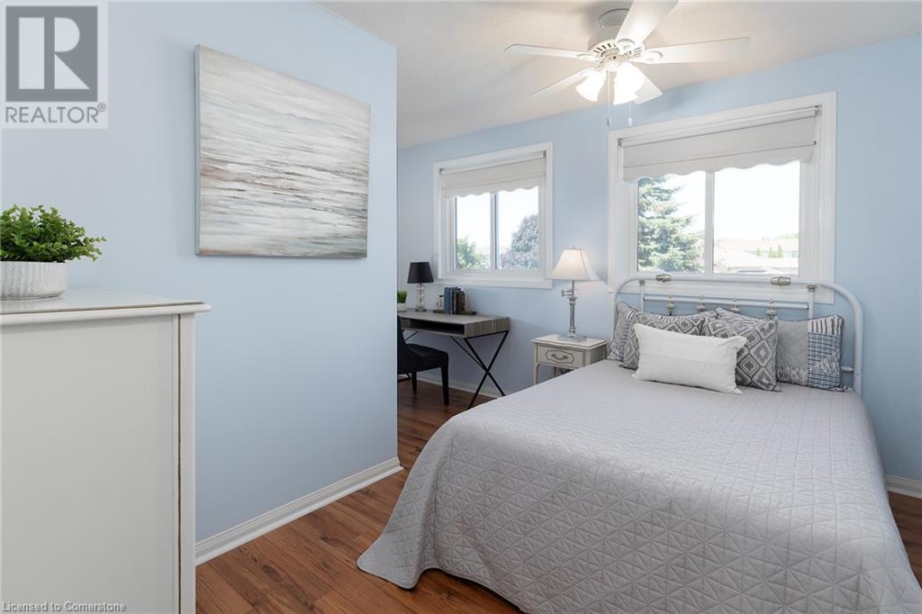 Photo 15 of 50 Ossington Drive, Hamilton ON