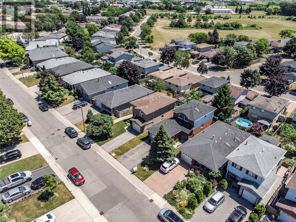 Photo 33 of 50 Ossington Drive, Hamilton ON