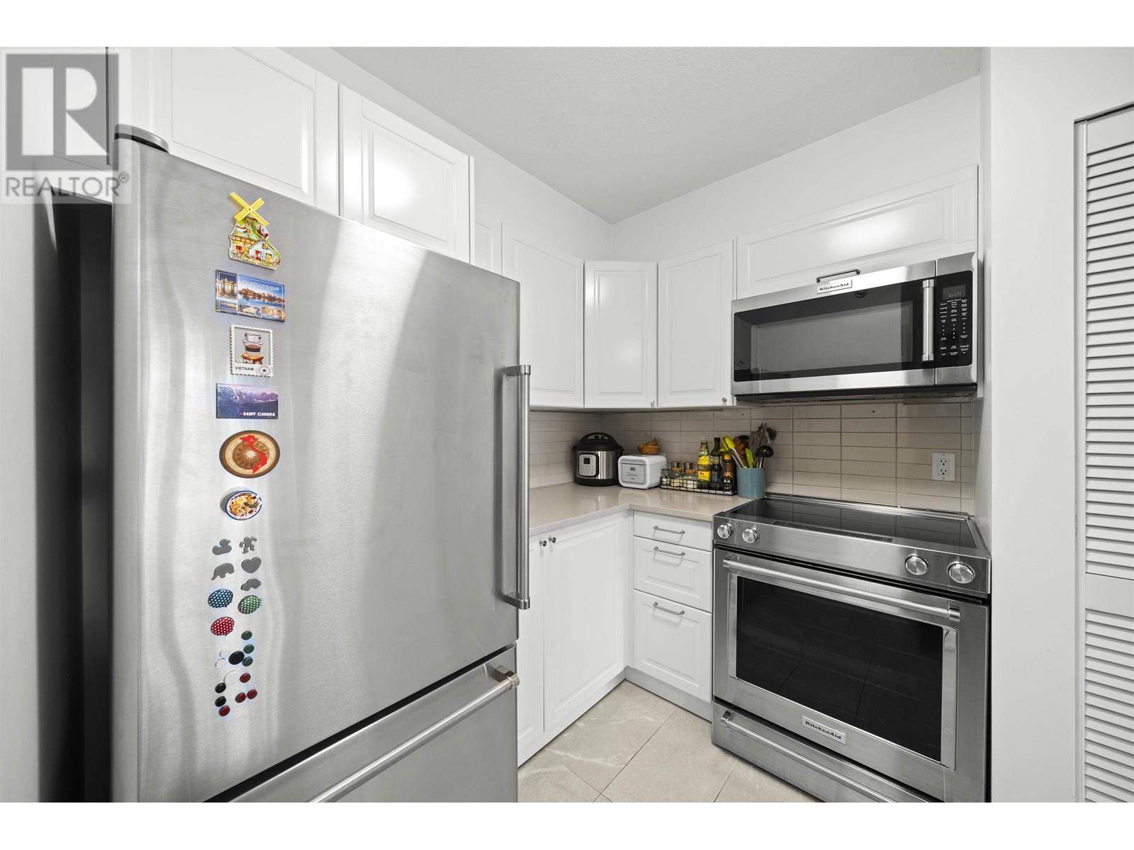 Photo 5 of 106 503 W 16th Avenue, Vancouver BC