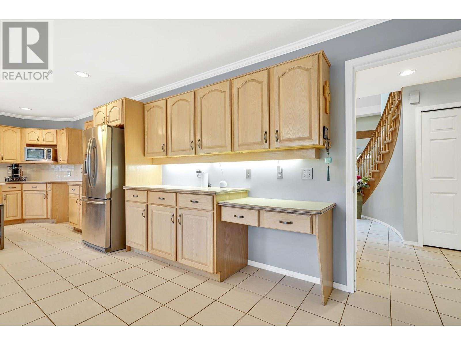 Photo 9 of 9738 Bakerview Drive, Richmond BC
