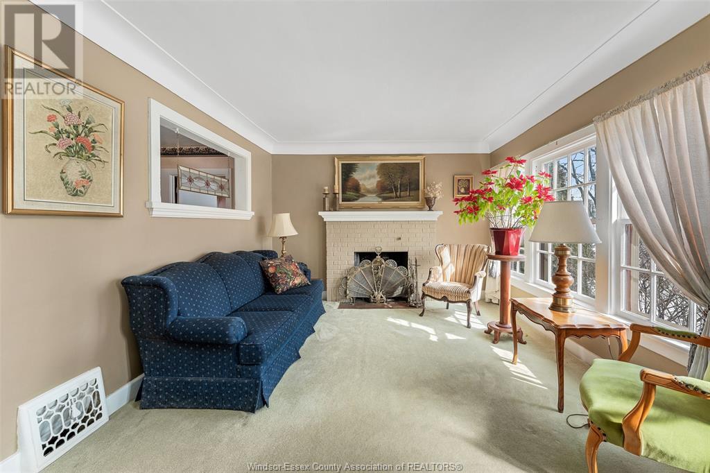 Photo 21 of 7154 St Rose Avenue, Windsor ON