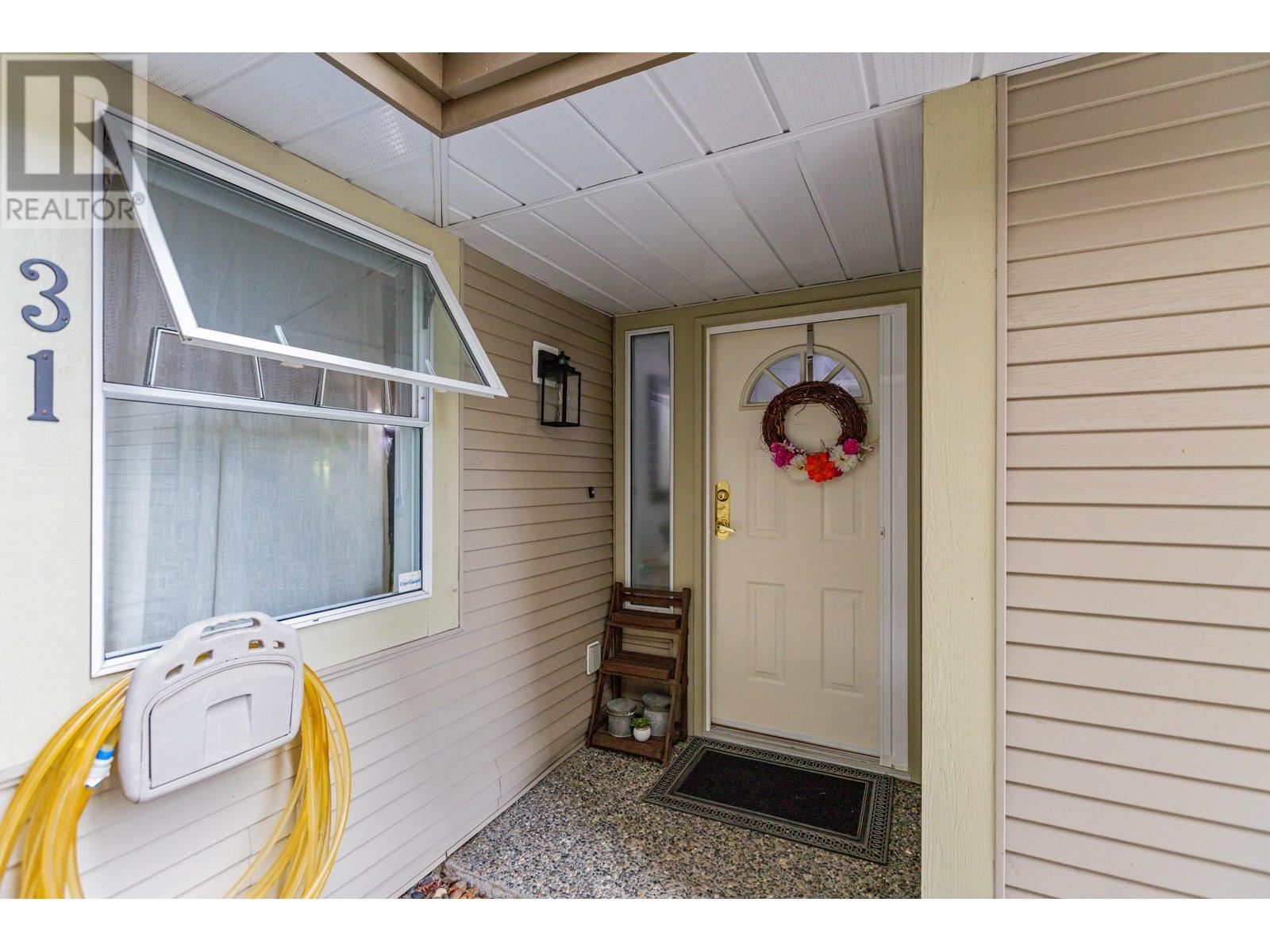 Photo 26 of 31 12071 232 B Street, Maple Ridge BC