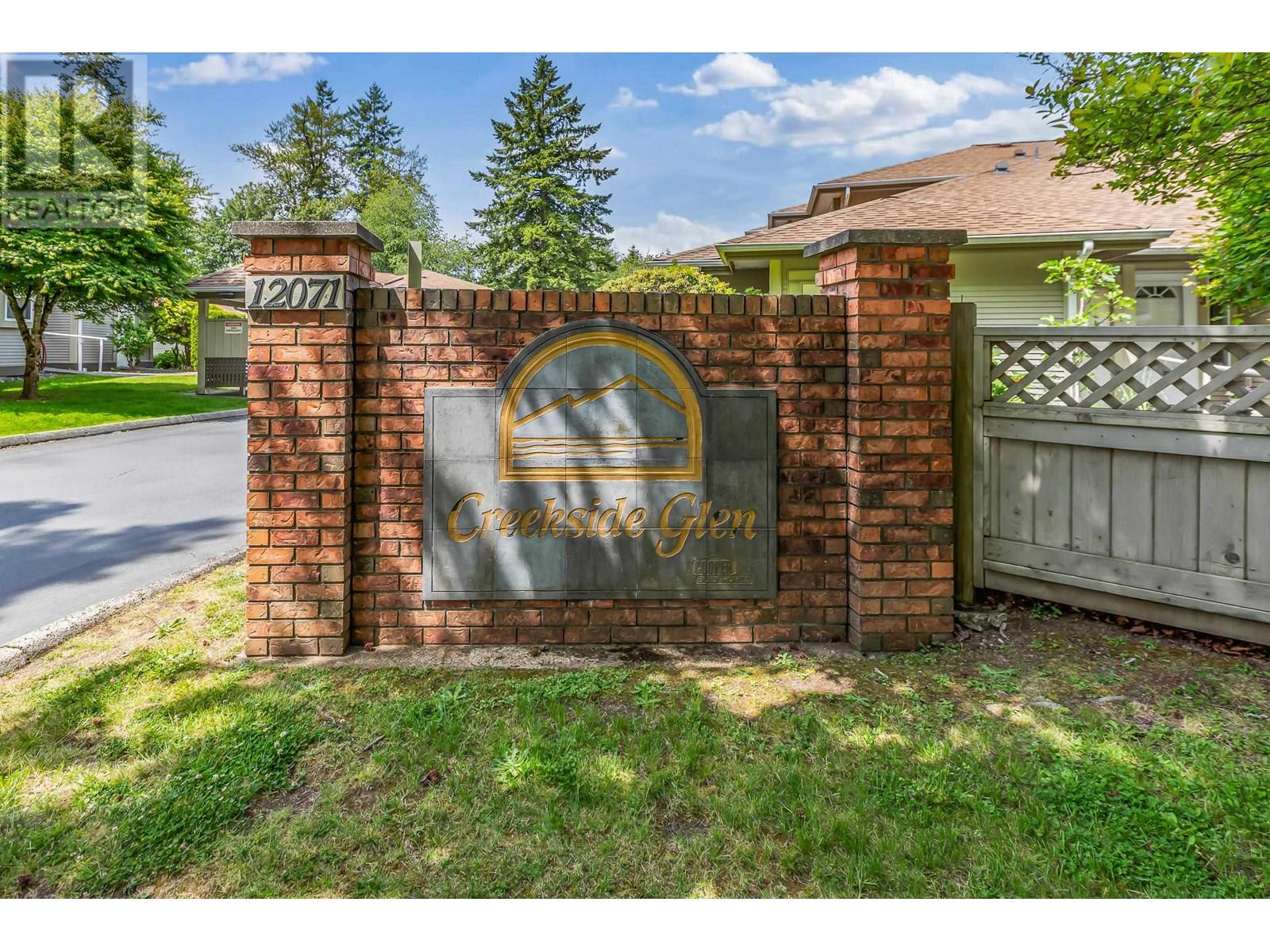 Photo 1 of 31 12071 232 B Street, Maple Ridge BC