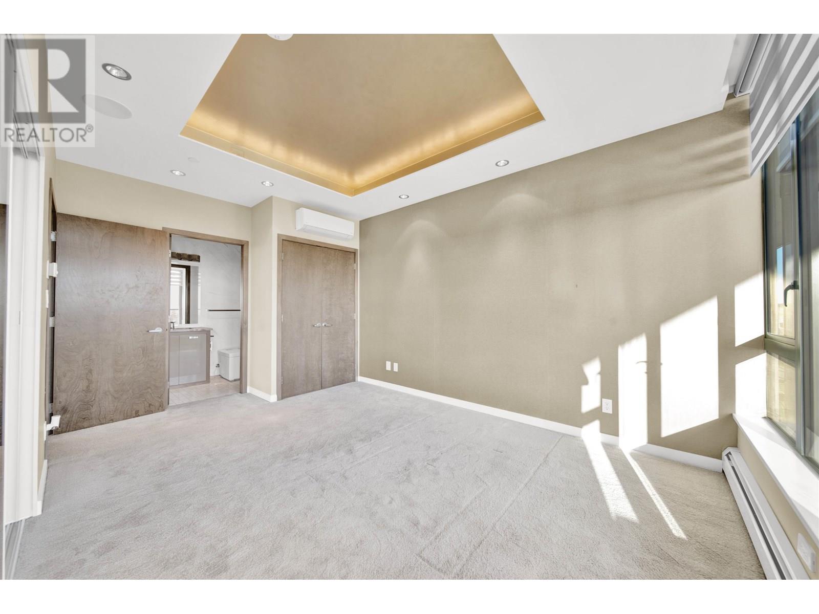 Photo 10 of Ph 2 2689 Kingsway, Vancouver BC