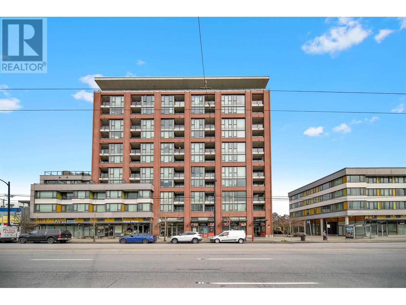 Photo 3 of Ph 2 2689 Kingsway, Vancouver BC