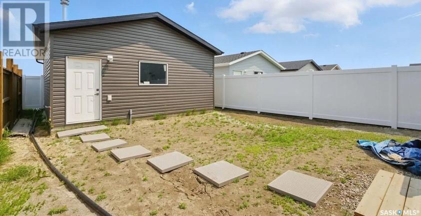 Photo 27 of 723 Henry Dayday Road, Saskatoon SK