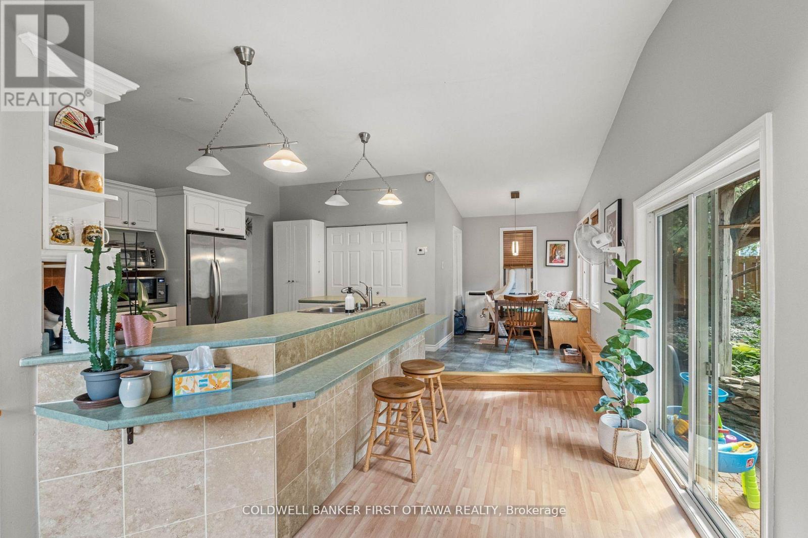 Photo 24 of 2704 Don Street, Ottawa ON