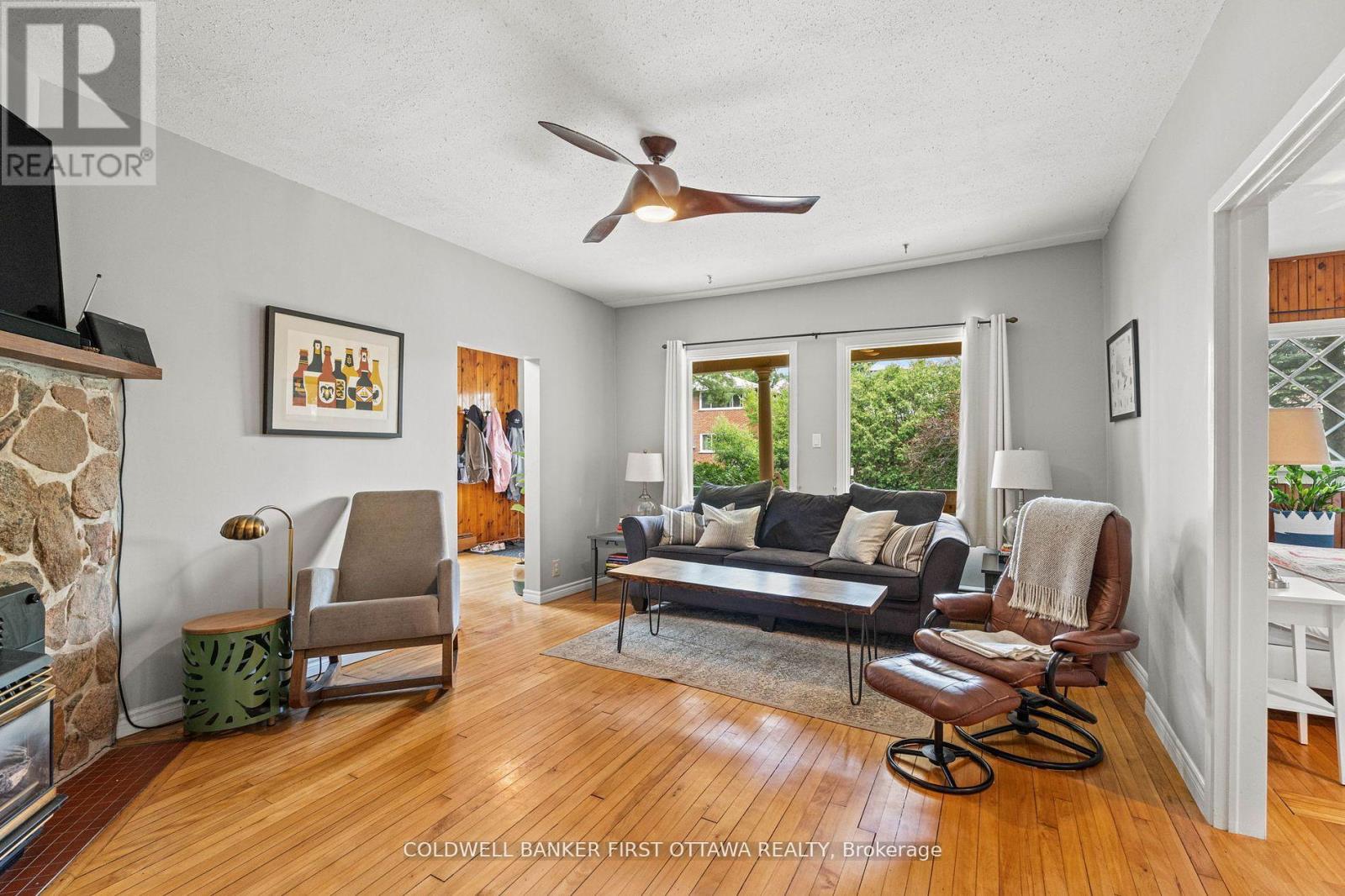 Photo 12 of 2704 Don Street, Ottawa ON