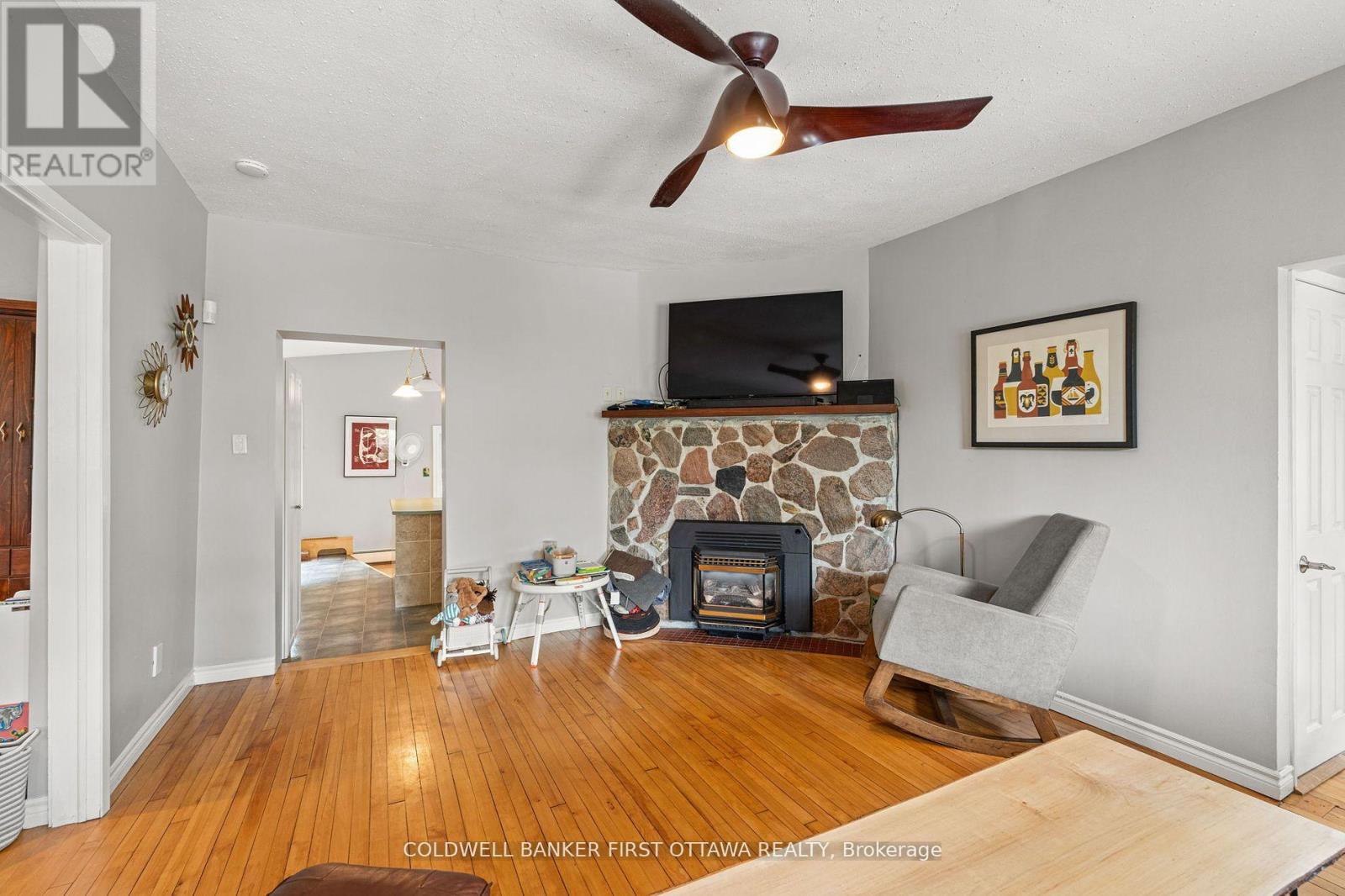 Photo 41 of 2704 Don Street, Ottawa ON