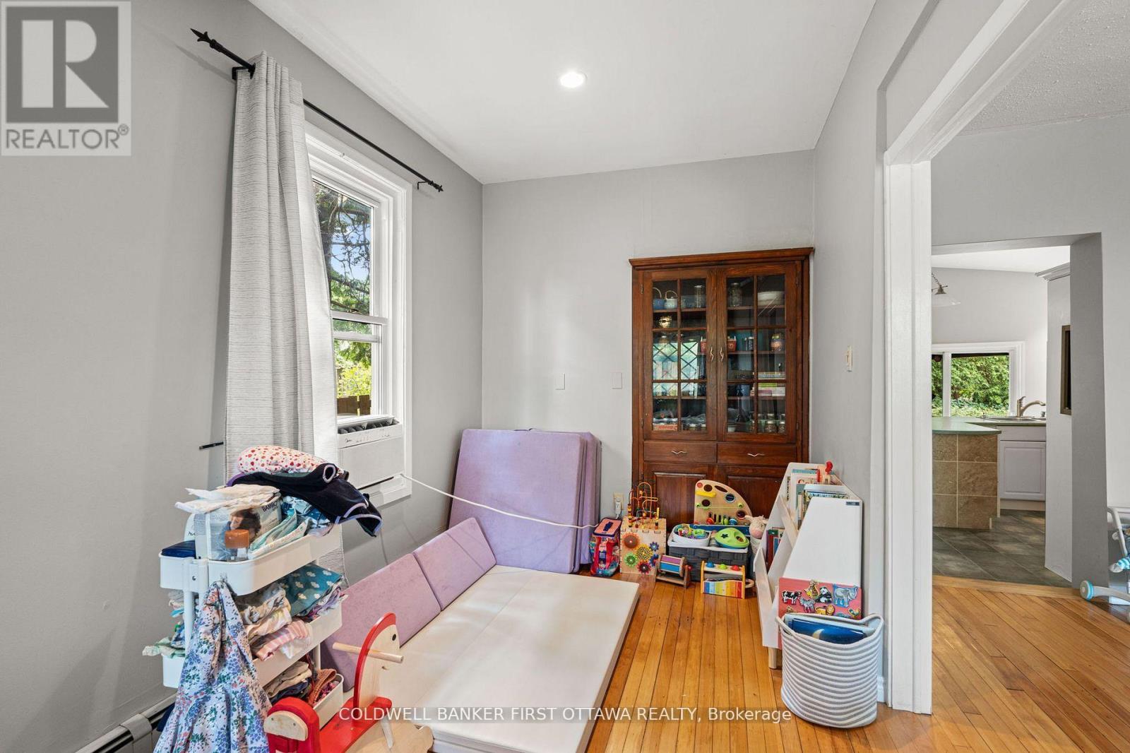 Photo 13 of 2704 Don Street, Ottawa ON